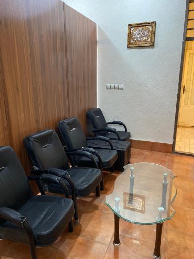 عکس دفتر وكالت محمد پناهنده وكيل پايه يک دادگسترى