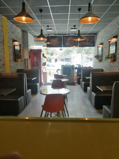 عکس پیتزا ساندویچ تَندوری