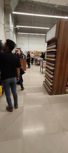 عکس بازار بزرگ میلاد