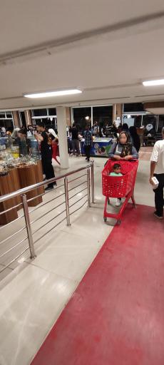 عکس بازار بزرگ میلاد