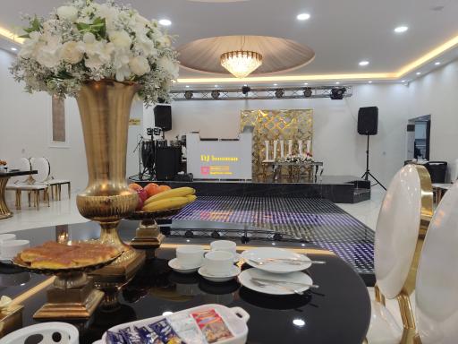 عکس باغ تالار ونوس