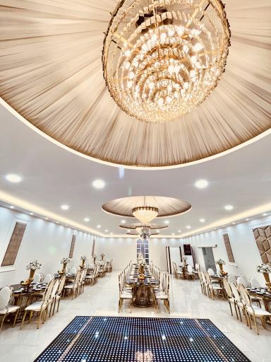 عکس باغ تالار ونوس