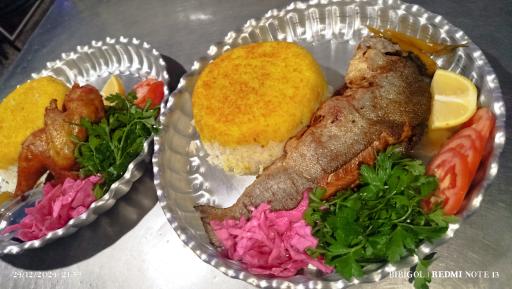 عکس سفره خانه سنتی بی بی گل