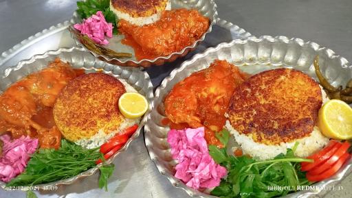 عکس سفره خانه سنتی بی بی گل