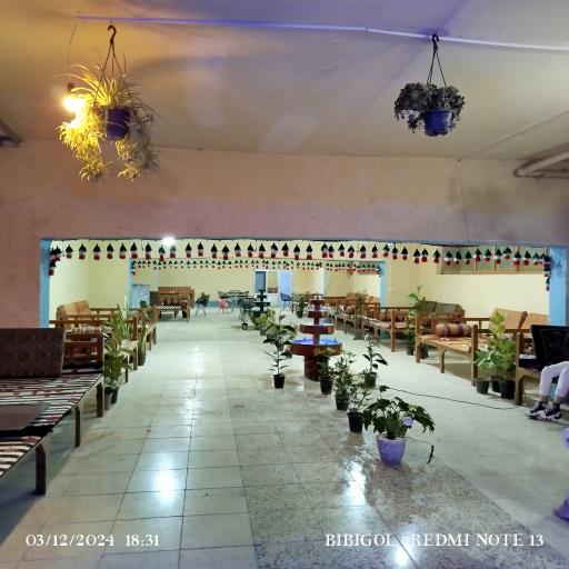 عکس سفره خانه سنتی بی بی گل