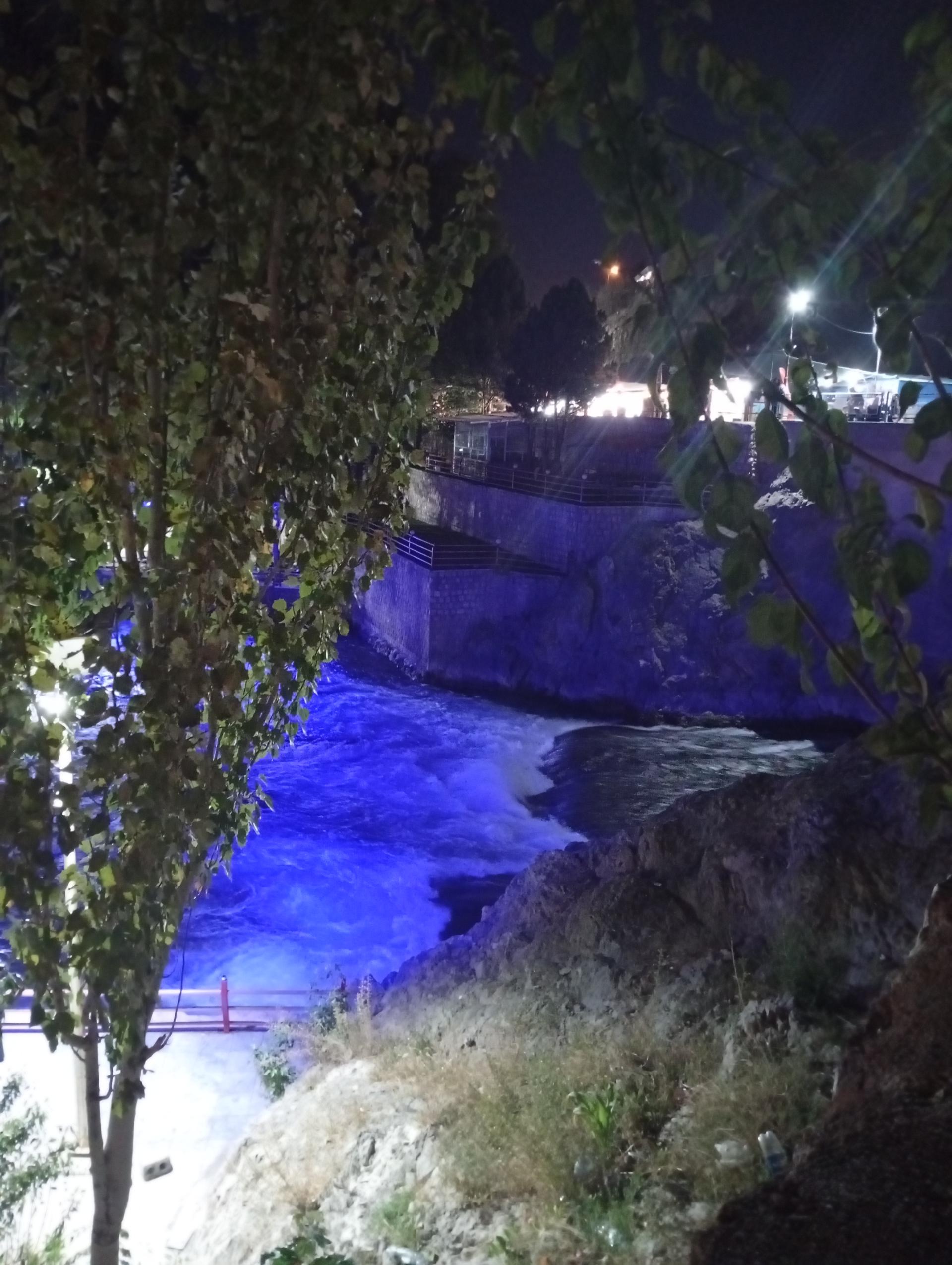 عکس تفرجگاه زمانخان