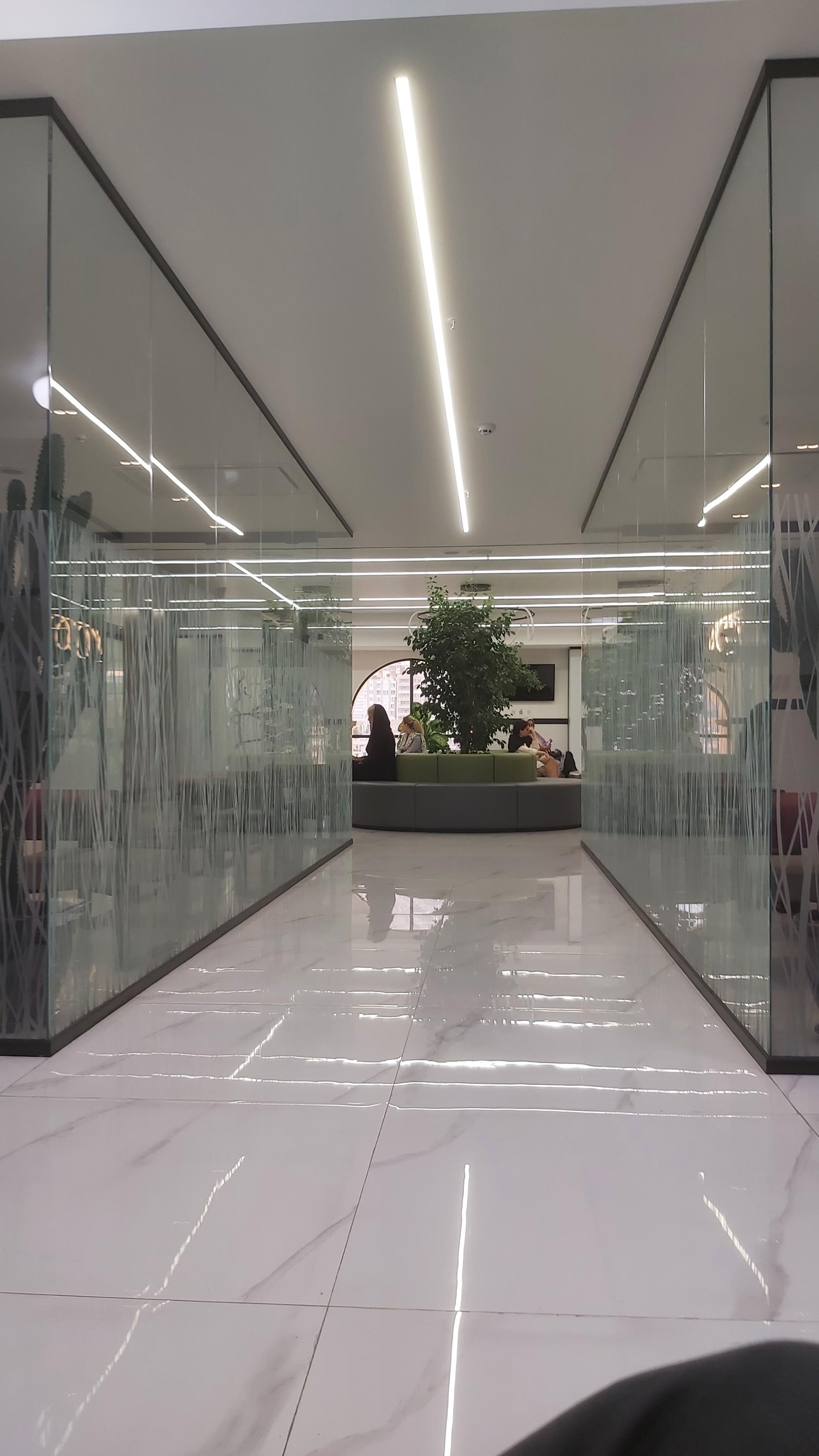 عکس کلینیک پوست و مو و زیبایی لیارا