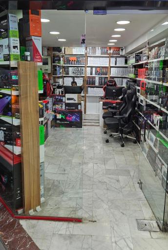 عکس خدمات کامپیوتری توس