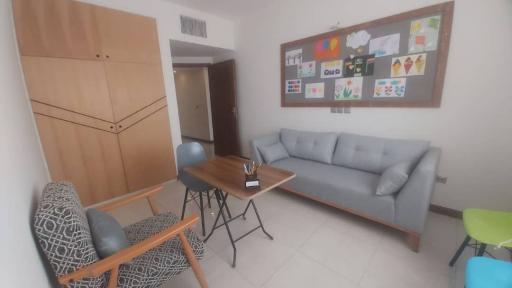 عکس کلینیک گفتار درمانی بیتا بائری