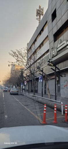 عکس پارکینگ موتورسیکلت