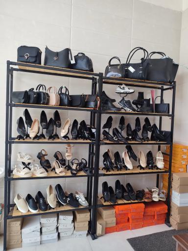 عکس گالری کفش بلوط