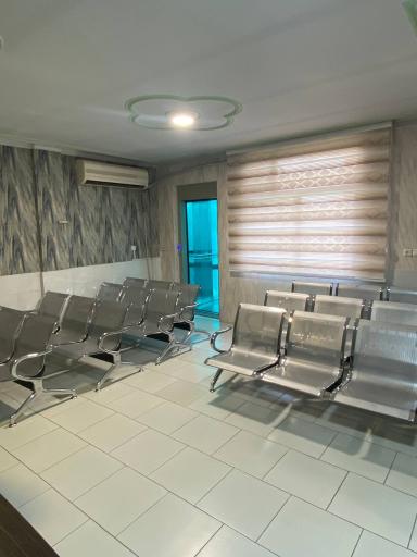 عکس آزمایشگاه دکتر سامانی