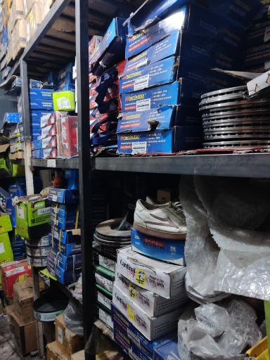 عکس فروشگاه دنیای لنت