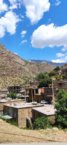 عکس قلعه اورامان تخت