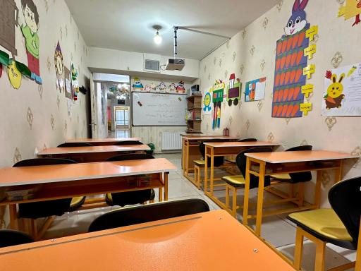 دبستان و پیش دبستان دهناد