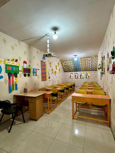 عکس دبستان و پیش دبستان دهناد