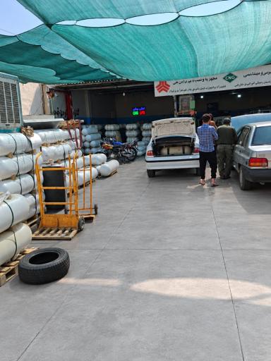 عکس گازسوز کردن خودرو سی ان جی(مرکز شهر CNG)