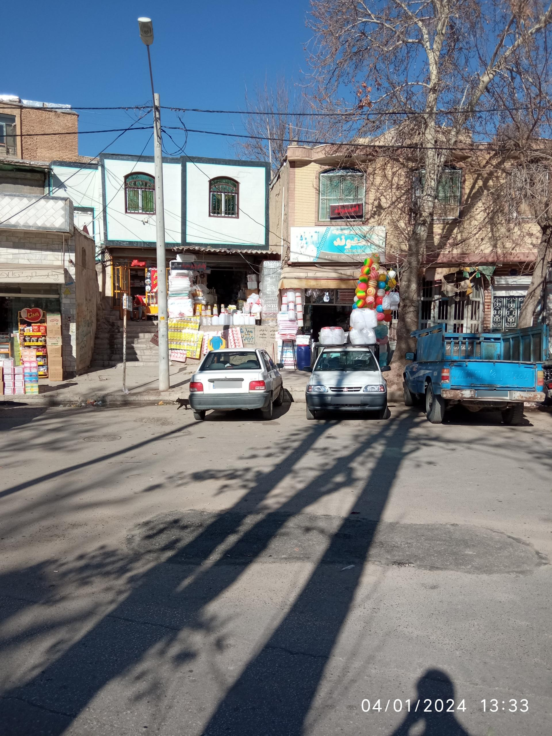 عکس ظروف یک بار مصرف و پلاستیکی احمدوند