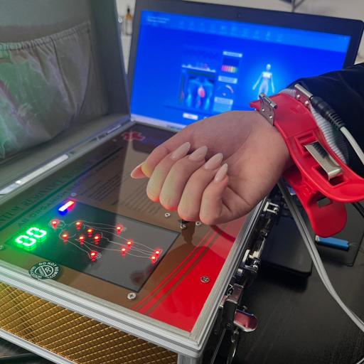 کلینیک پوست و مو زُروان