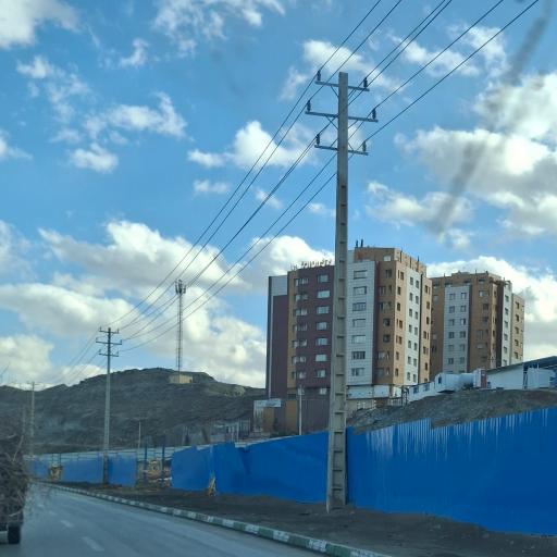 عکس برج فیروزه و زمرد