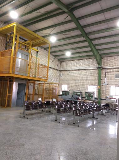 عکس کارگاه مکانیک و برق