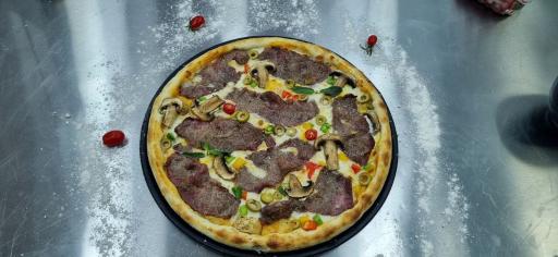 عکس پیتزا پارلا