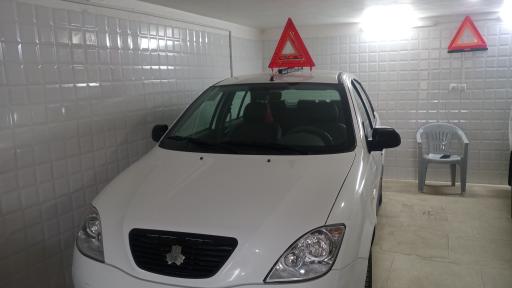 عکس نمایشگاه اتومبیل کُرد