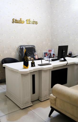 آتلیه عکاسی المیرا