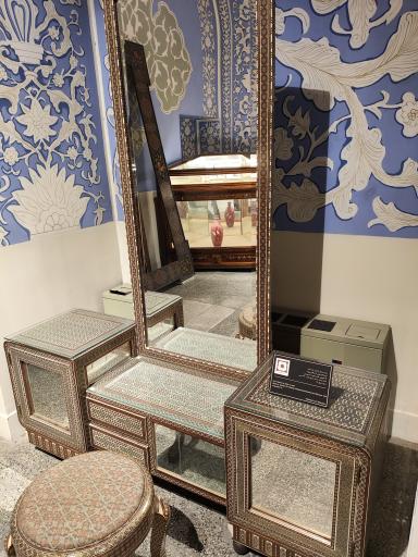 عکس موزه هنرهای ملی