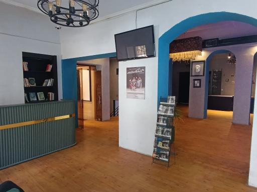 عکس خانه نمایش مهرگان