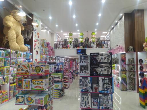 عکس فروشگاه بزرگ کودک پارسی