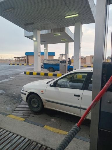 عکس پمپ گاز CNG وزوان