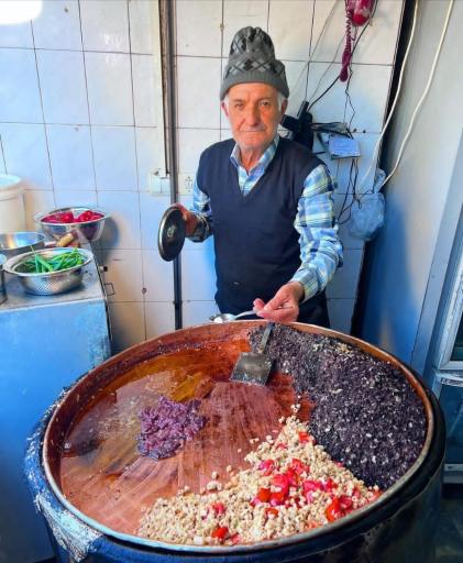 عکس غذا خوری ارشد فهوری