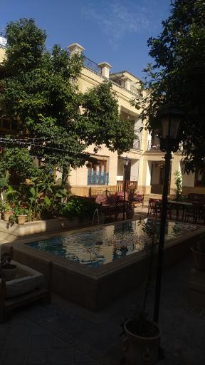 عکس هتل بوتیک سنتی آناهید