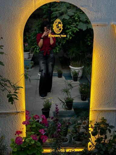 عکس کافی شاپ هگمتانه