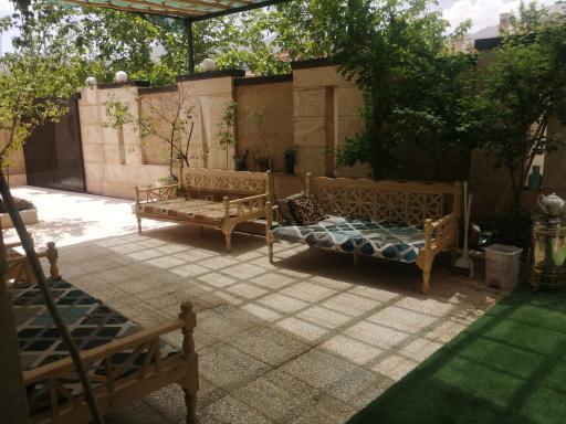 عکس گلاب و عرقیات هدیه قمصر