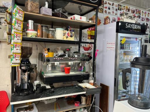 عکس کافه لبنیات هامون