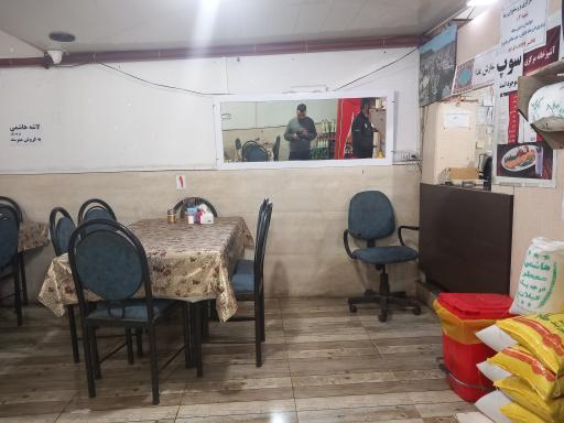 عکس آشپزخانه مرکزی و رستوران رضا