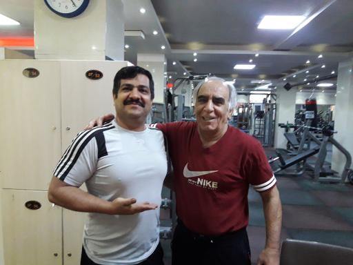 عکس باشگاه بدنسازی حرفه ای