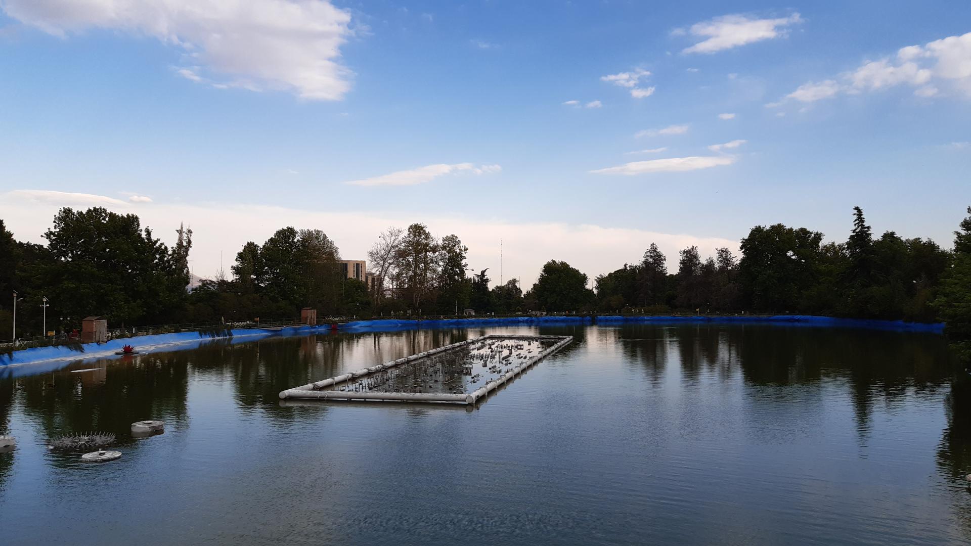 عکس دریاچه بوستان ملت