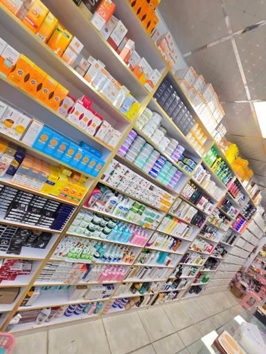 عکس لوازم آرایشی تاج افشار عمده و تک