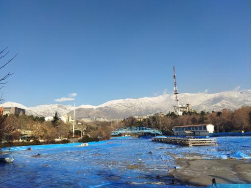 عکس دریاچه بوستان ملت