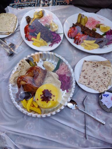 عکس خانه‌ تاریخی و رستوران مستوفی