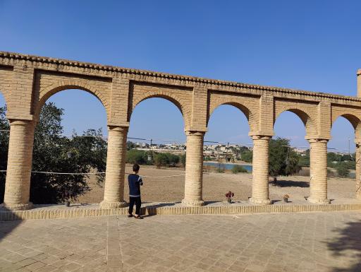 عکس خانه‌ تاریخی و رستوران مستوفی