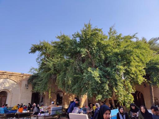 عکس خانه‌ تاریخی و رستوران مستوفی