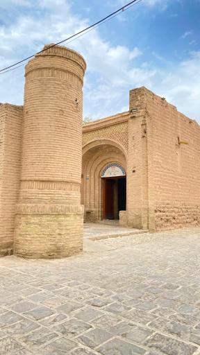 عکس خانه‌ تاریخی و رستوران مستوفی