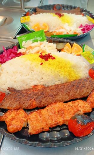 عکس کترینگ و غذای خانگی پرتو