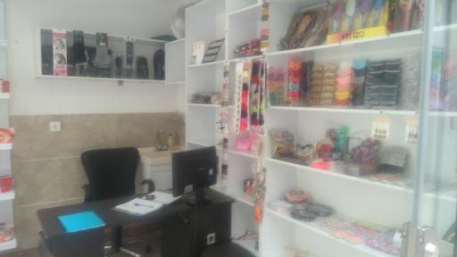 عکس گالری گربه طلایی