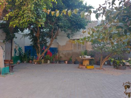عکس کافه سنتی لاله 