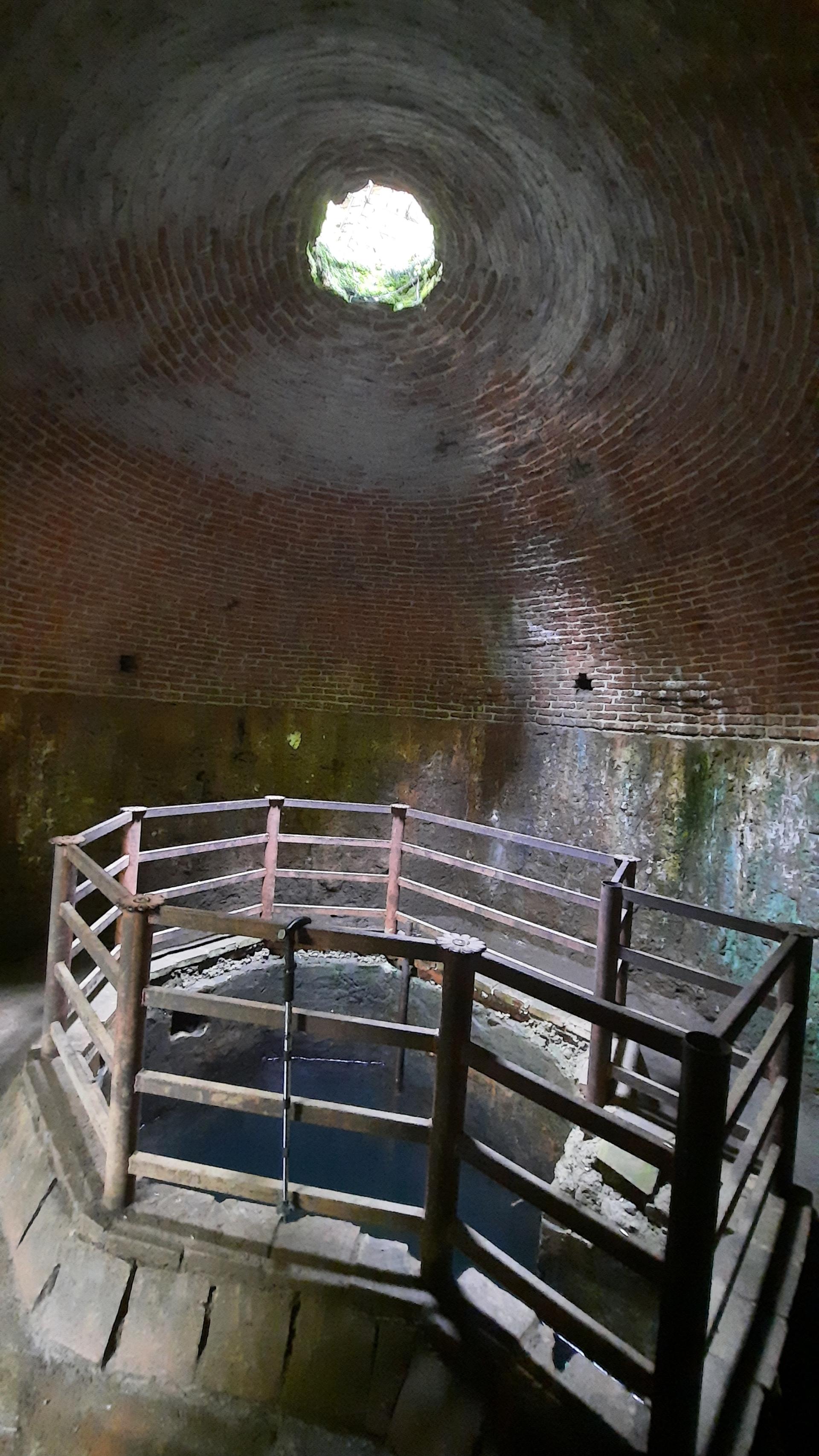 عکس آب انبار تاریخی